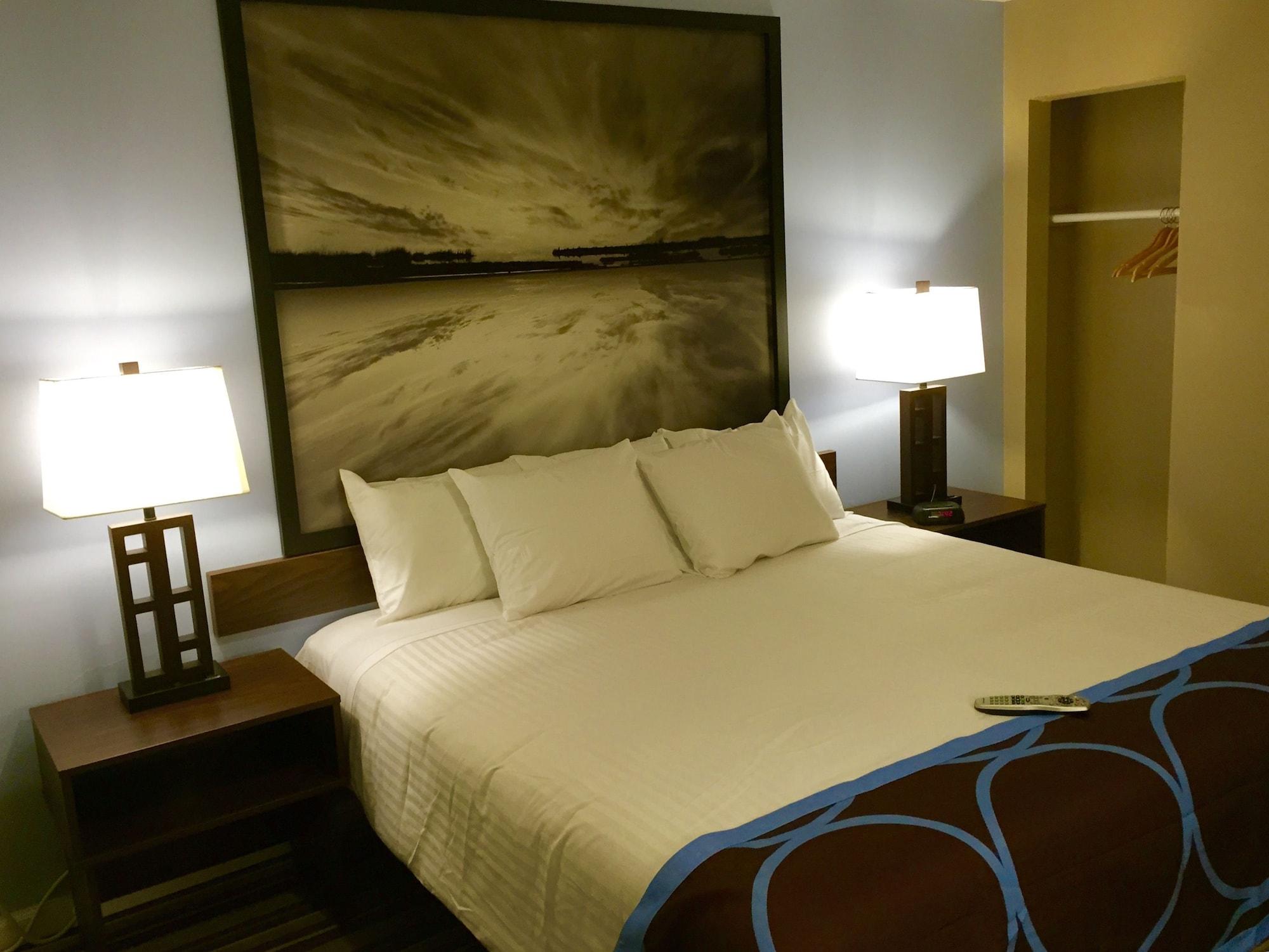 Hotel Super 8 By Wyndham Asbury Park Zewnętrze zdjęcie